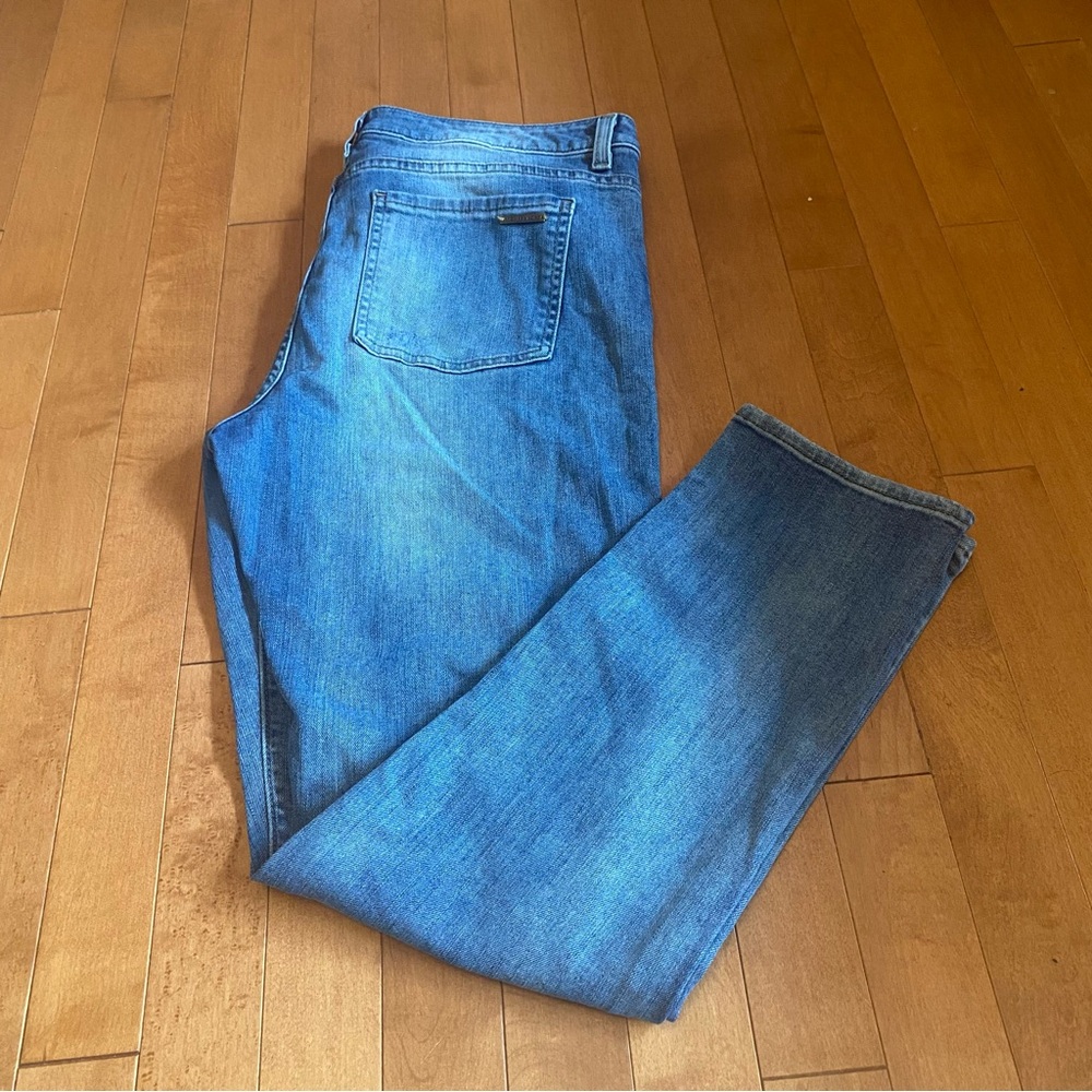 Michael Kors Womens Size 8 Straight Blue Jeans with some Distressing